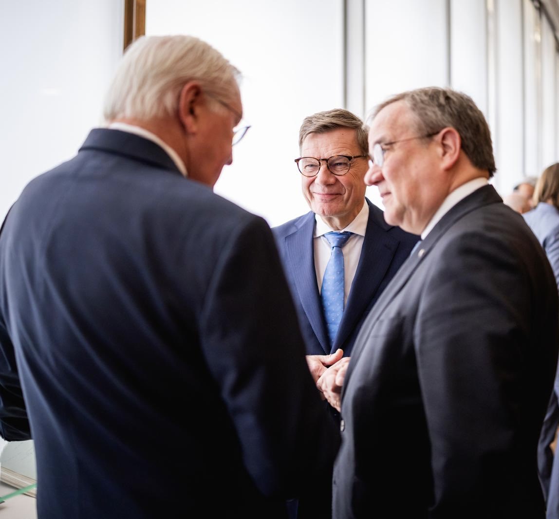 Armin Laschet tweet media