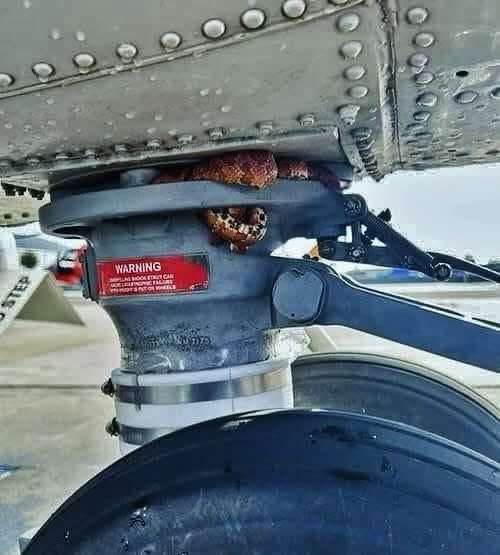 Datos Aeronáuticos ◽ tweet media