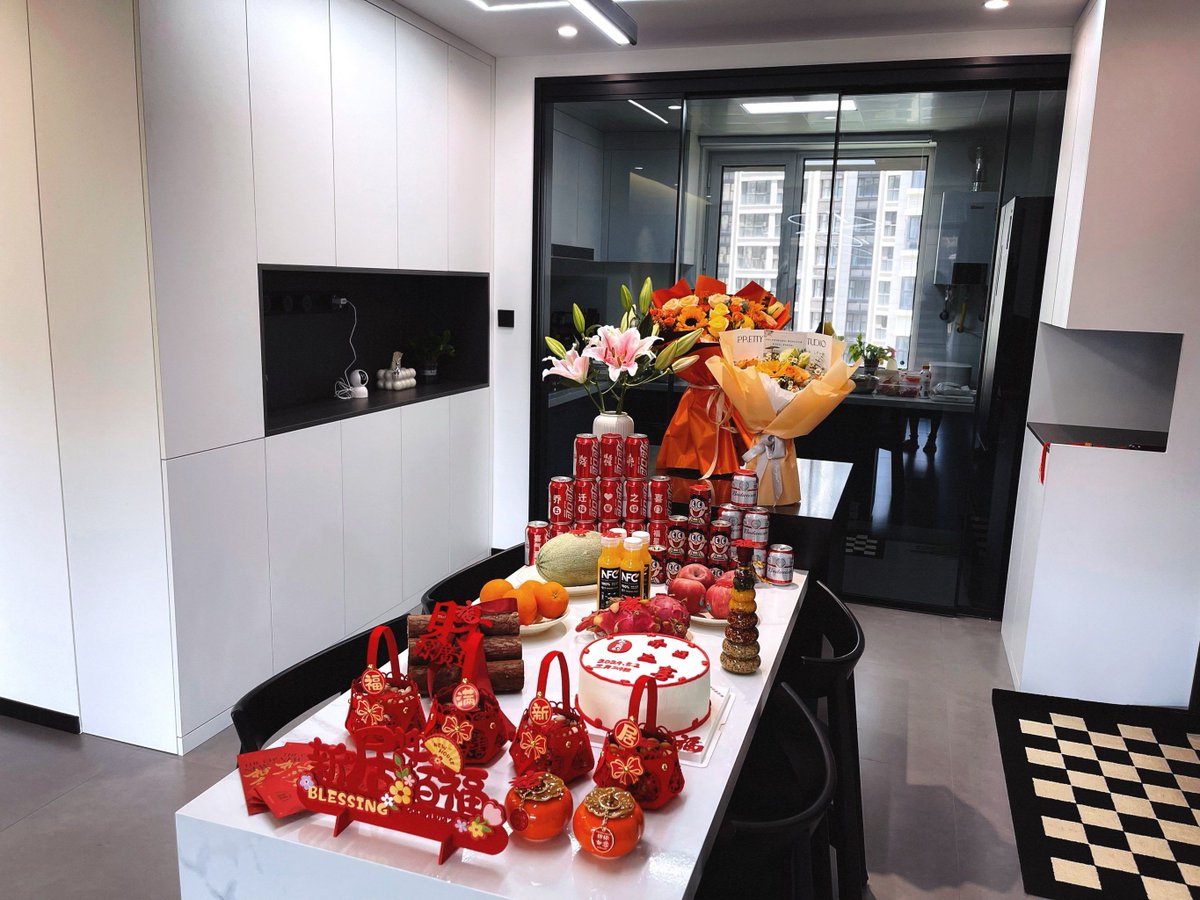 ___Ilya...Dvorkin___ tweet media