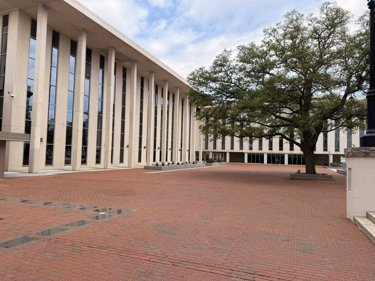 Enguerrand VII de Coucy tweet media