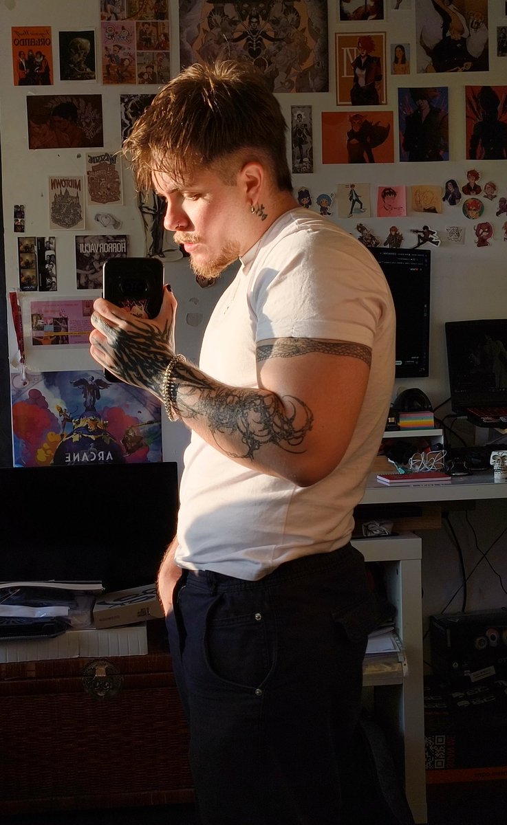 ✯ Noah ✯ tweet media