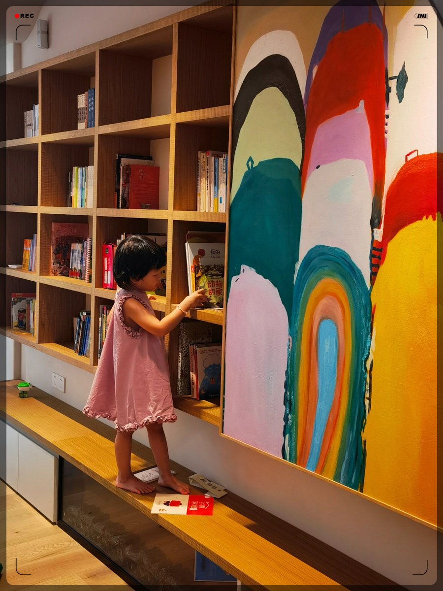 crystal castro tweet media