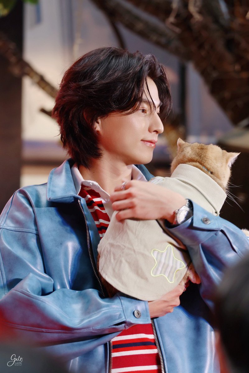 soso43215678's tweet photo. Friends but sometimes this is not enough but since I became #phiball and knowing @gulfkanawut my life become so much better and more exciting i don't know if it counts but im so grateful to him 🥹♥️♥️ https://t.co/4vgHnH6EU2