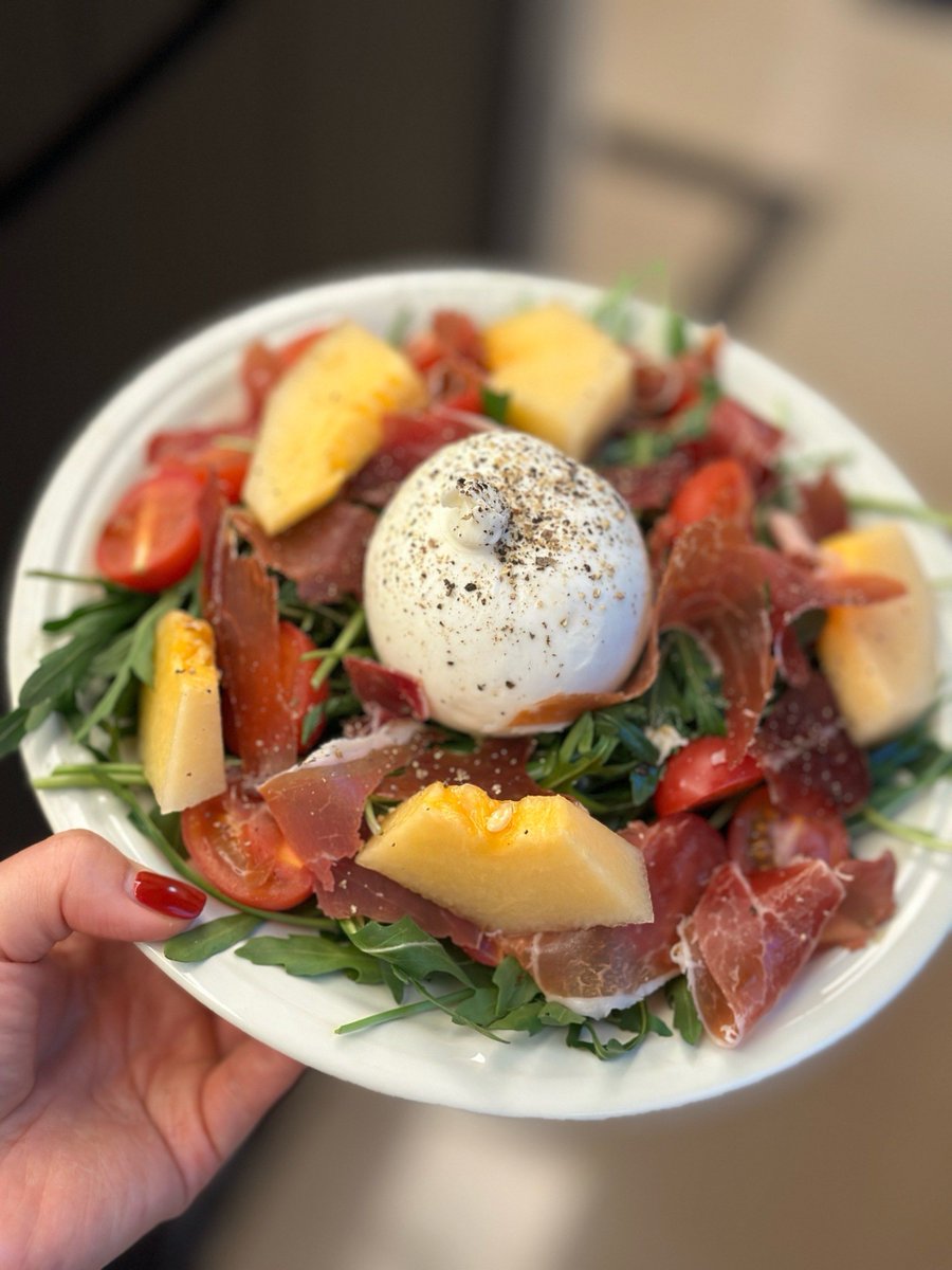 ann starkey tweet media