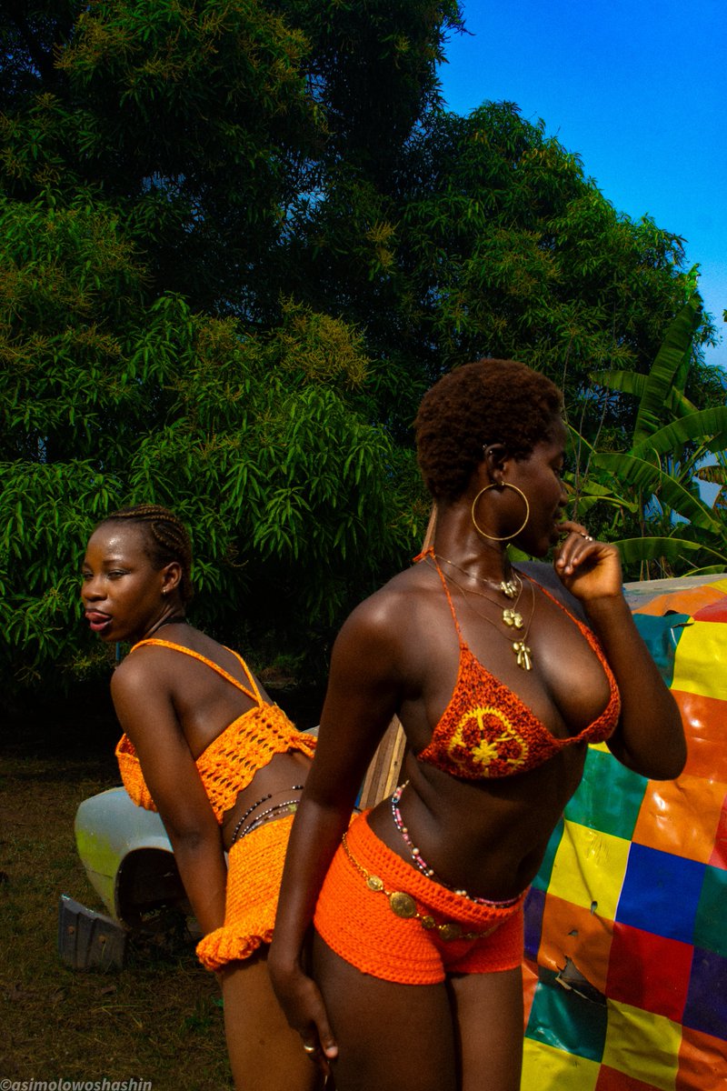 Onifuro town castle tweet media