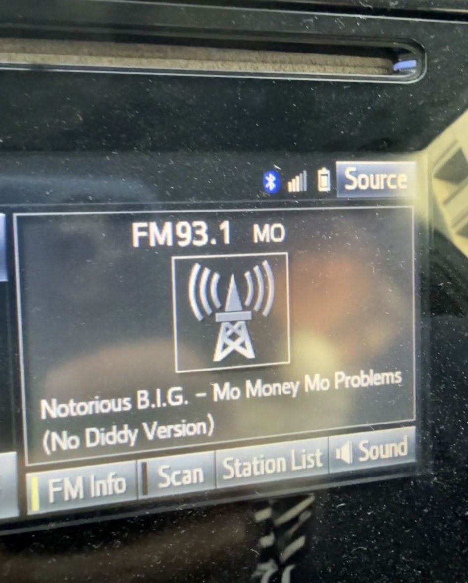 PAPPADEMAS tweet media