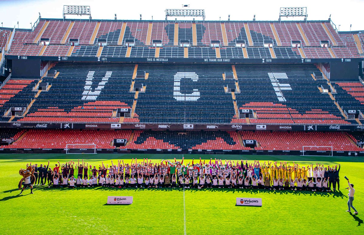 Valencia CF tweet media