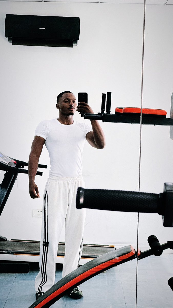 NapoleonSamuel9's tweet photo. 🏋🏾 https://t.co/qELNWI2Stb