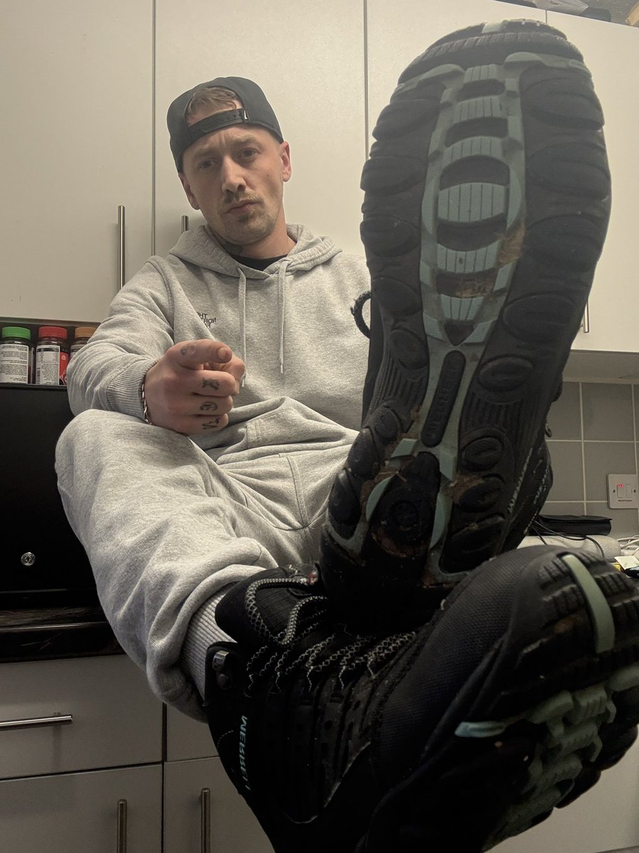 Mαster Sean ♛ tweet media