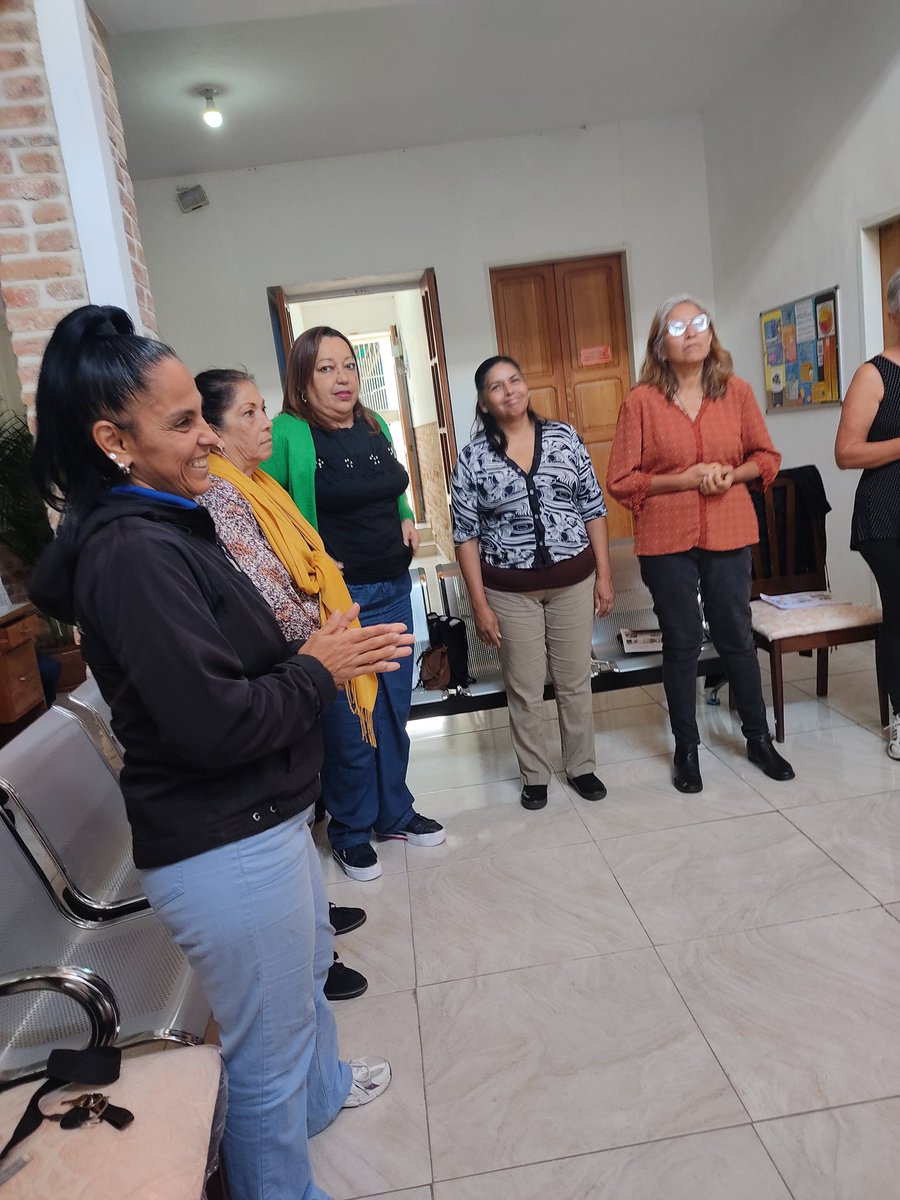 Diana Lobo, de la Liga Merideña contra el Sida, destacó la importancia de la formación, el trabajo en red y la defensa de la dignidad de las personas con VIH en el marco del taller Humanidad Compartida promovido por <a href="/evupam_/">En Venezuela Unidos Para Ayudas Médicas</a> #merida
#venezuela