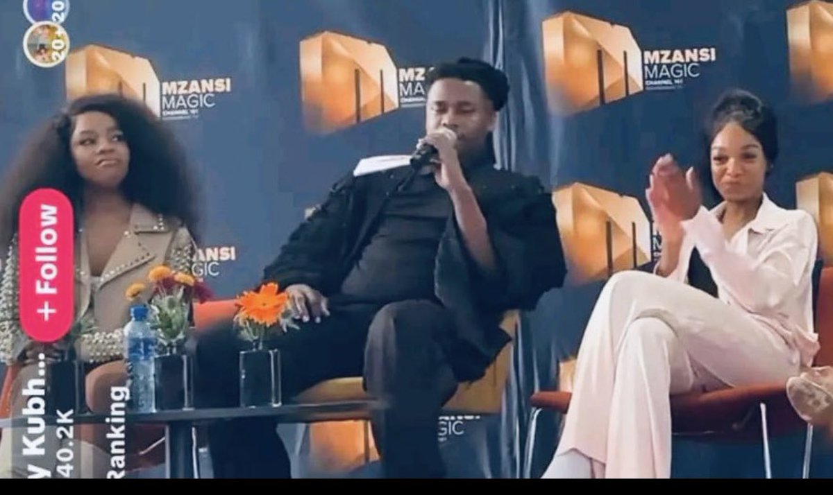 Sanquiz2gh__ tweet media