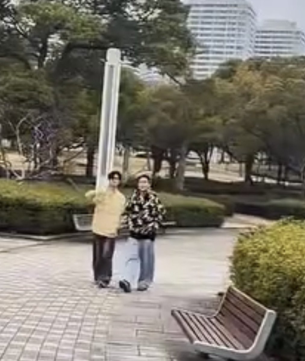 AME ☻︎ tweet media