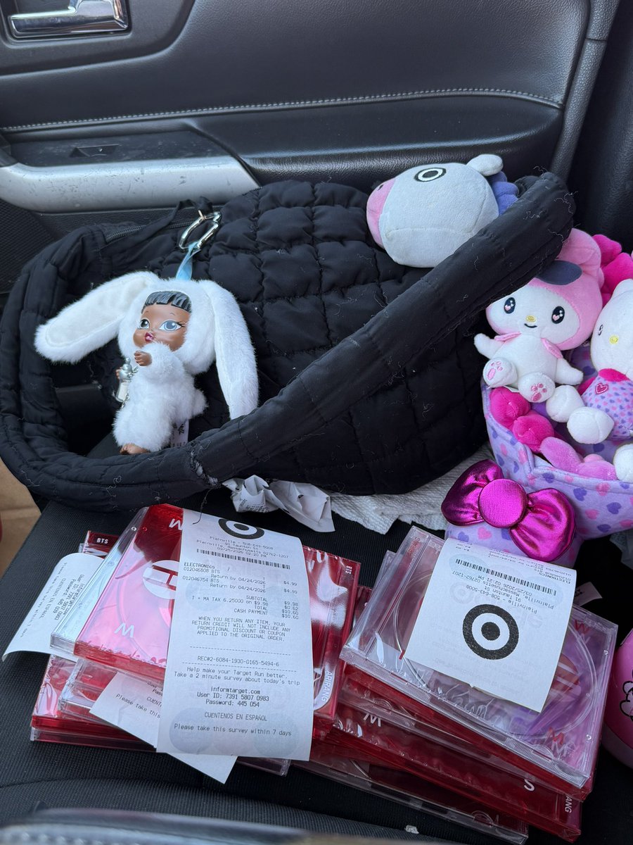 chanel⁷՜ is seeing bts! ⊙⊝⊜ ⁸¹ 🪭 tweet media