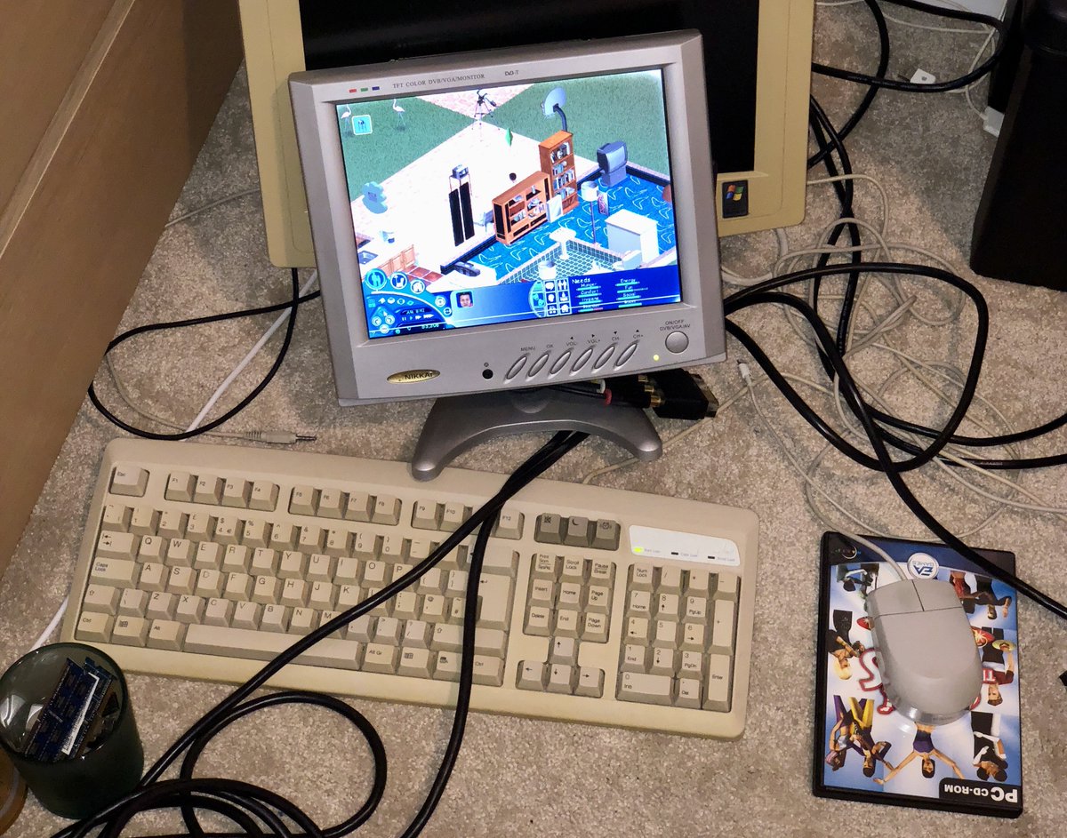 SamGate360's tweet image. #Windows #2000 #Professional on world's #smallest #TV/#VGA #monitor from #2004

#windows2000
#windows2000professional
#BillGates
#TheSims
#2000s
#microsoft
#microsoftwindows
#microslop
#windows95
#windows98
#windowsME
#windowsXP
#windowsvista
#windows7
#windows10
#windows11
#90s