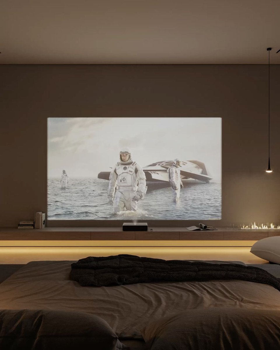 Commuter tweet media