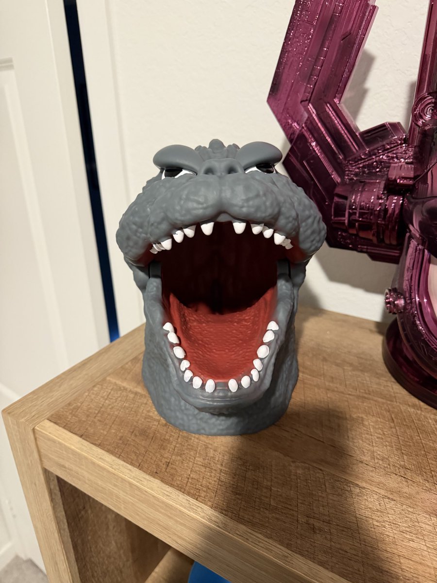 vivalarojo12's tweet photo. @3CFilmss You gonna get the Alamo Drafthouse EXCLUSIVE Godzilla Head Popcorn Bucket? Got mine and I LOVE IT! https://t.co/s4IhhnNxCI