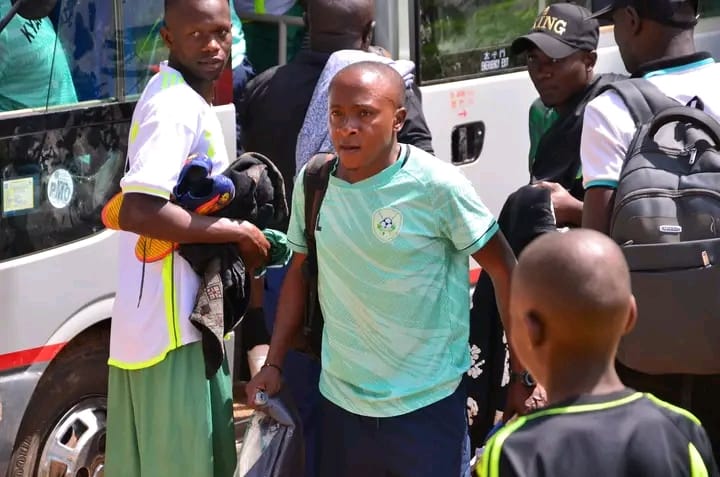 obwanabwaloko's tweet photo. BREAKING 🚨

Leo Ssekamatte confirmed as Bulemeezi head coach ahead of the Masaza Cup! 🤝🏽

The announcement was made at Ssaza Headquarters in Bbowa. All the best, coach! 🏆
@MasazaCup_ | @BulemeeziFC
 #MasazaCup | #Bulemeezi #FootballUganda https://t.co/yzzchYNxwh