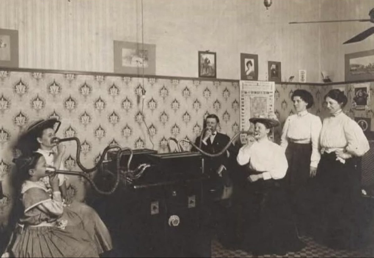 Cigarette Nostalgia tweet media