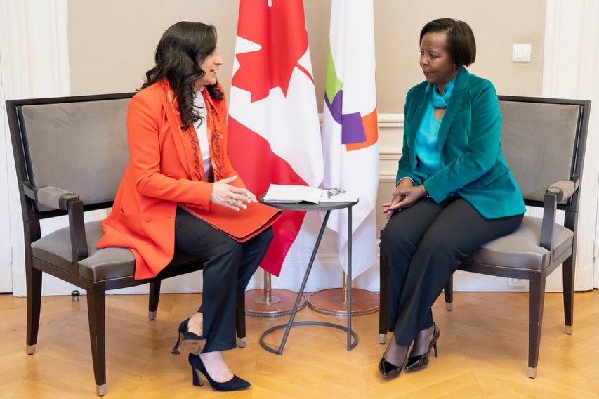 Anita Anand tweet media