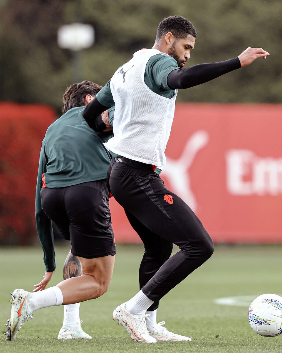 Ruben ⭒ Not @RLC tweet media