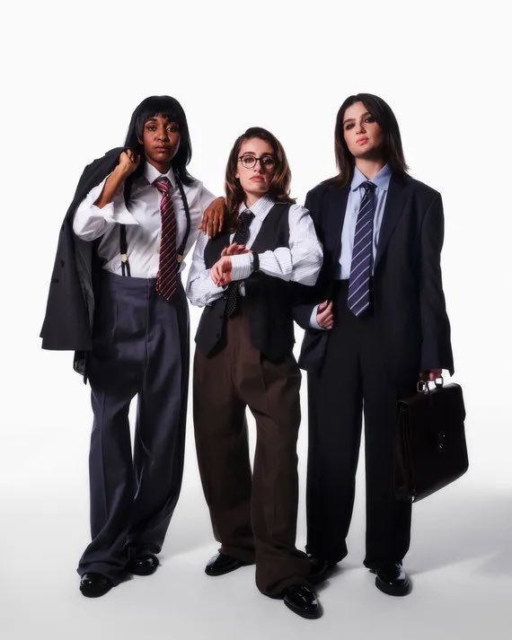 lee ⭐️ tweet media