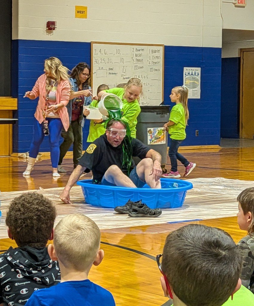 Bad Axe Hatchets tweet media