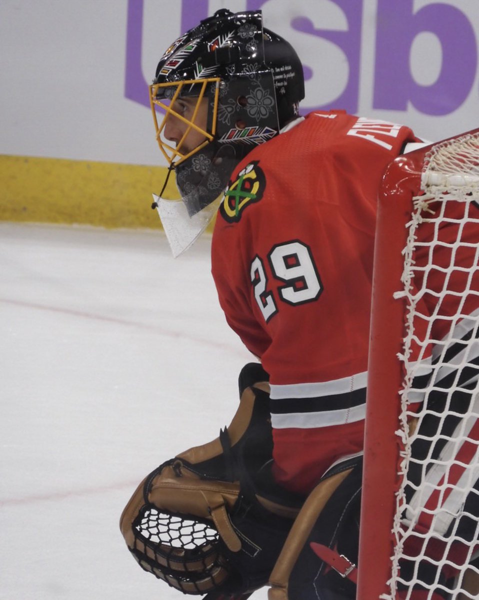 mandyhawk19 tweet media