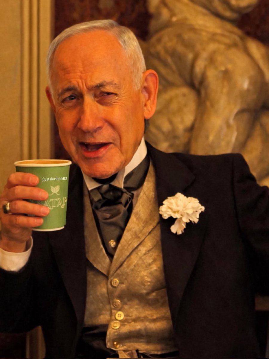 fart butt jr tweet media