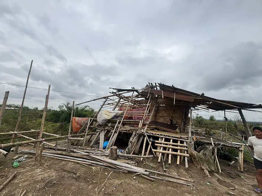 arunachaltimes_'s tweet image. (#Hailstorm hits Banderdewa area, damages #houses, cuts off #power supply)
The Arunachal Times - arunachaltimes.in/index.php/2026…