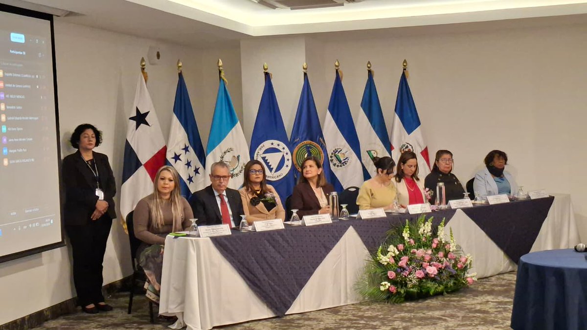 Daniel Collín tweet media