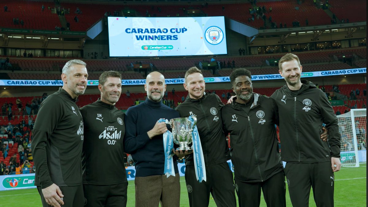 عمرو tweet media