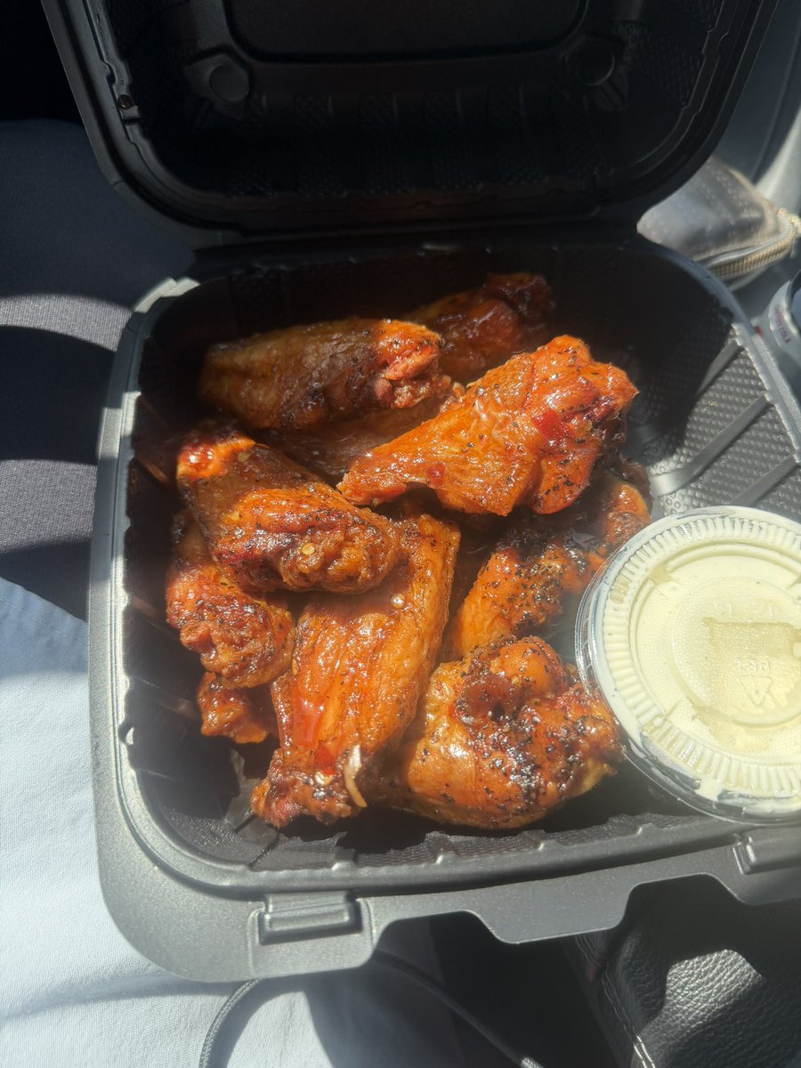 Uncle Willie’s Son tweet media