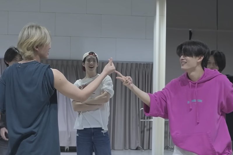 บต♡ tweet media