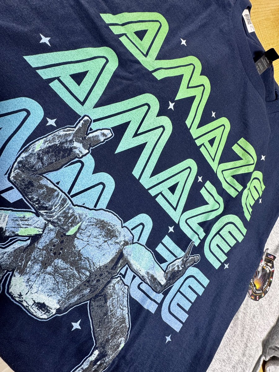half_me74's tweet photo. わーい！

ロッキーのTシャツ届いた

AMAZE！
AMAZE！
AMAZE！ https://t.co/MkssXkLsyh