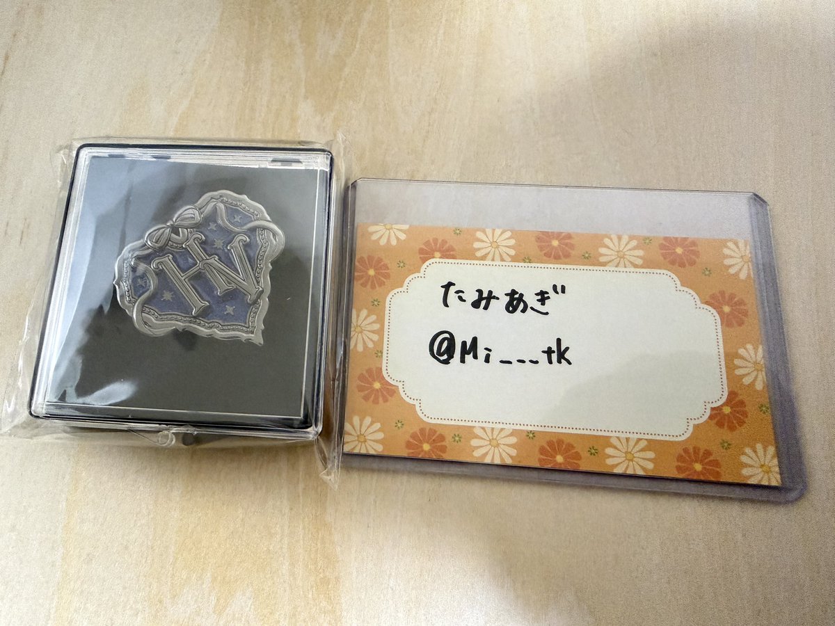 Mi___tk's tweet photo. 【譲渡】うたプリ ASSHC チケット 特典 ピンズ HE★VENS ヘヴンズ

譲≫19日 チケット特典 
ピンズ*HE★VENS①

求≫希望額ご記載ください

都内手渡し/郵送で対応可能。お気軽にお声掛けください。 https://t.co/hk0tQrgeST