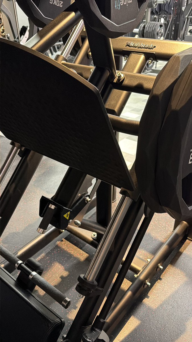 じゅんぱち tweet media