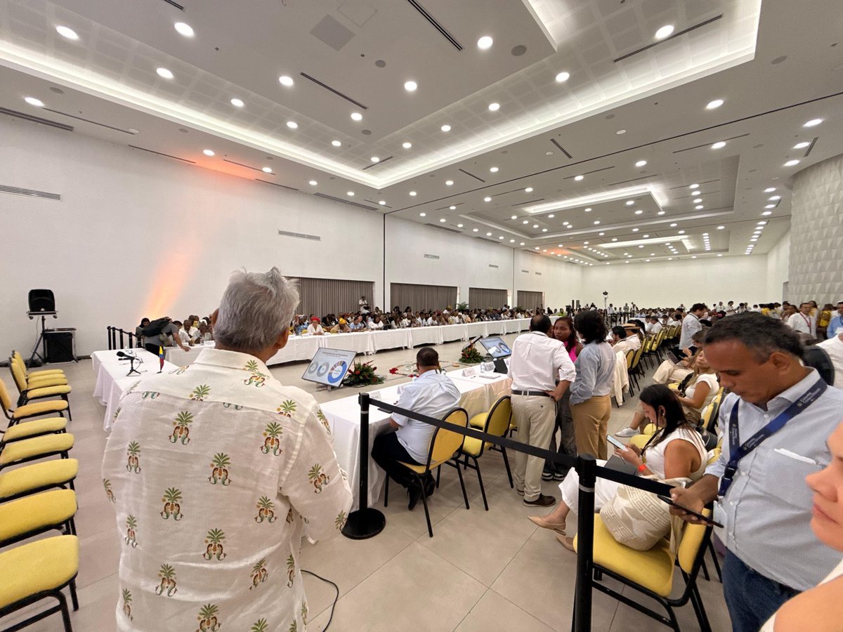 Colombia Compra Eficiente tweet media