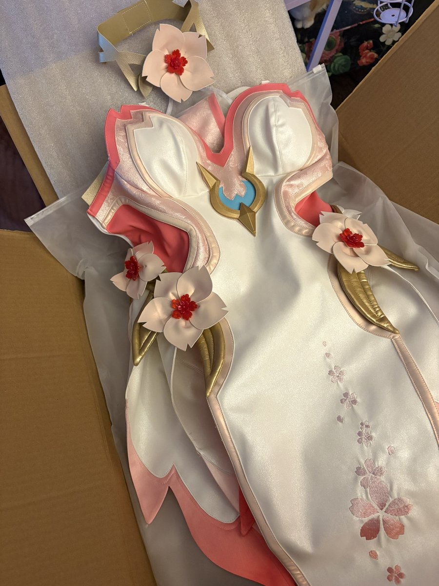 ✨ 𝐫𝐞𝐠𝐚𝐥 🌙 tweet media