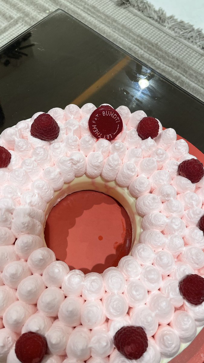 سُكر tweet media