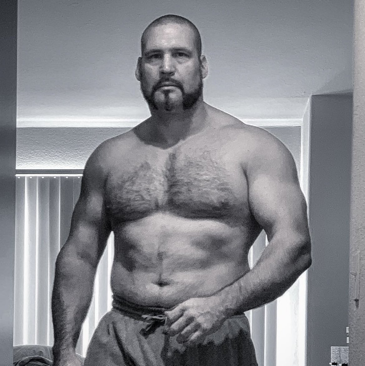 Pop Crave tweet media