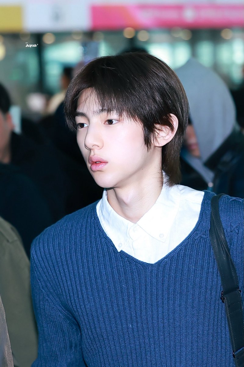 21.4°Aqua tweet media