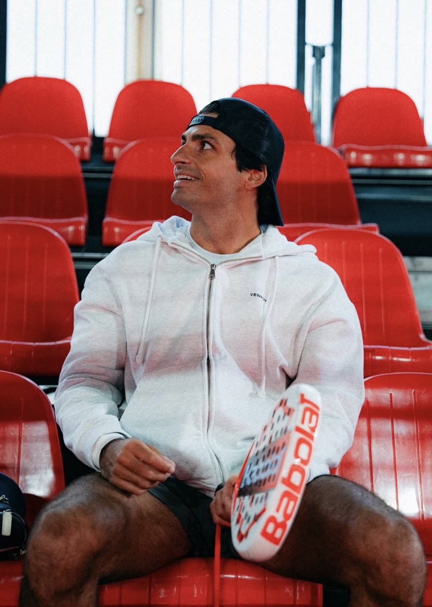 carlos sainz archive tweet media