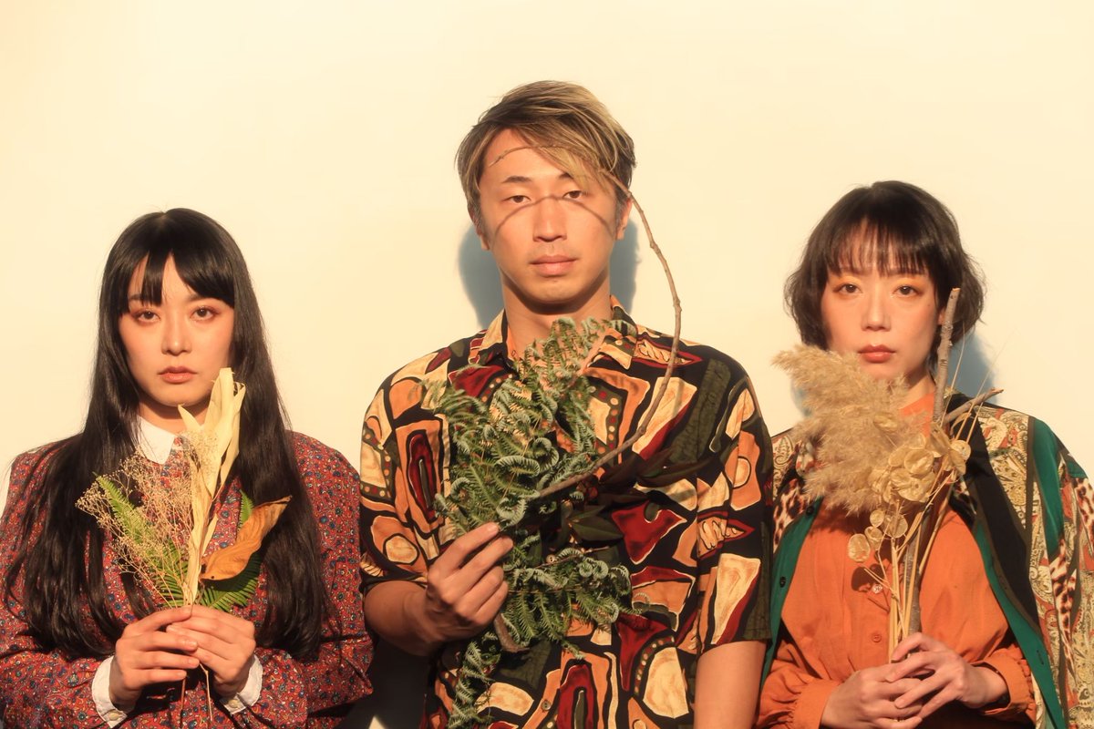 シルエット第2回公演
今回は宮沢賢治の『土神と狐』を上演いたします。宮沢賢治の没後に発表された比較的マイナーな作品ですが心の葛藤や醜さが描かれた素晴らしい物語です。

↓↓
docs.google.com/forms/d/e/1FAI…