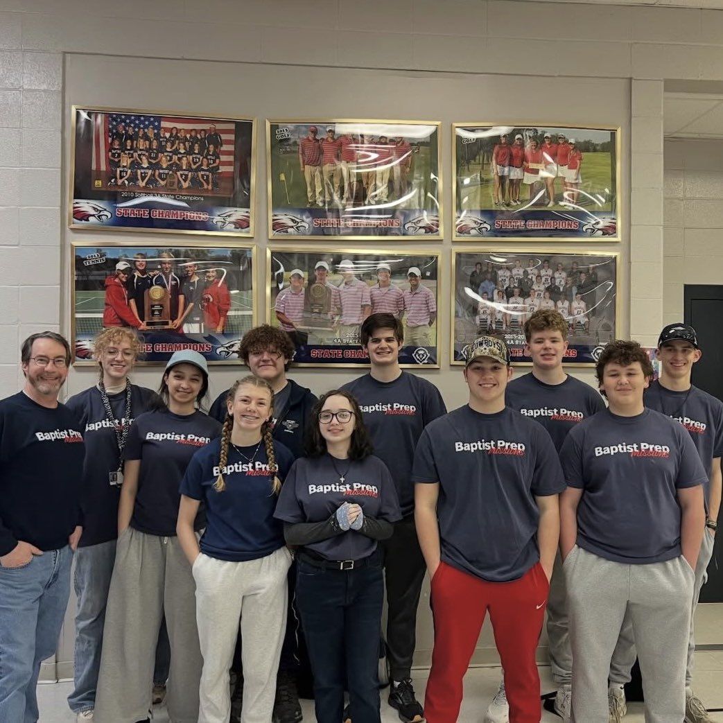 BaptistPrep_FB's tweet photo. Last week our football team was all over the world sharing the name of Jesus. 

One of the best weeks of the year! https://t.co/fexegPmjKl