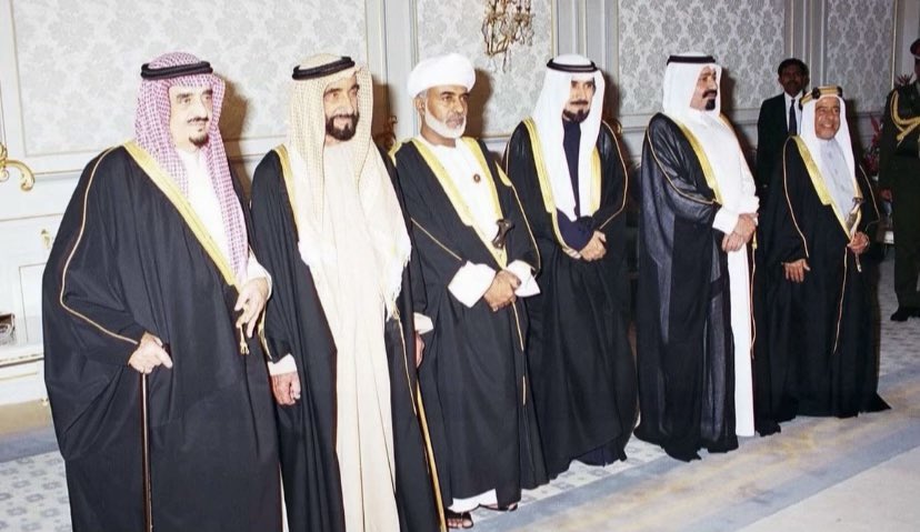 أرض الذكريات tweet media