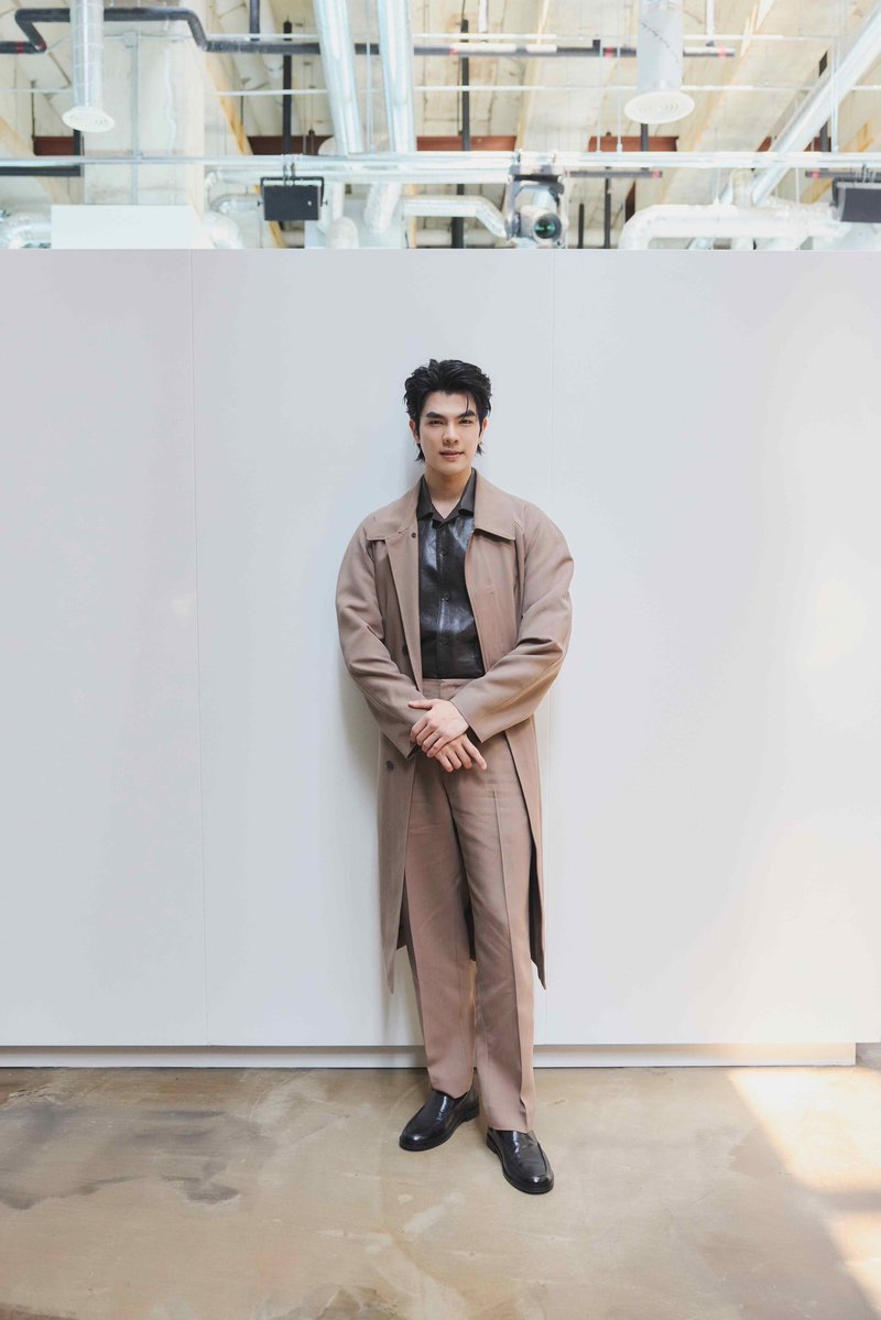 SECRET Styled tweet media