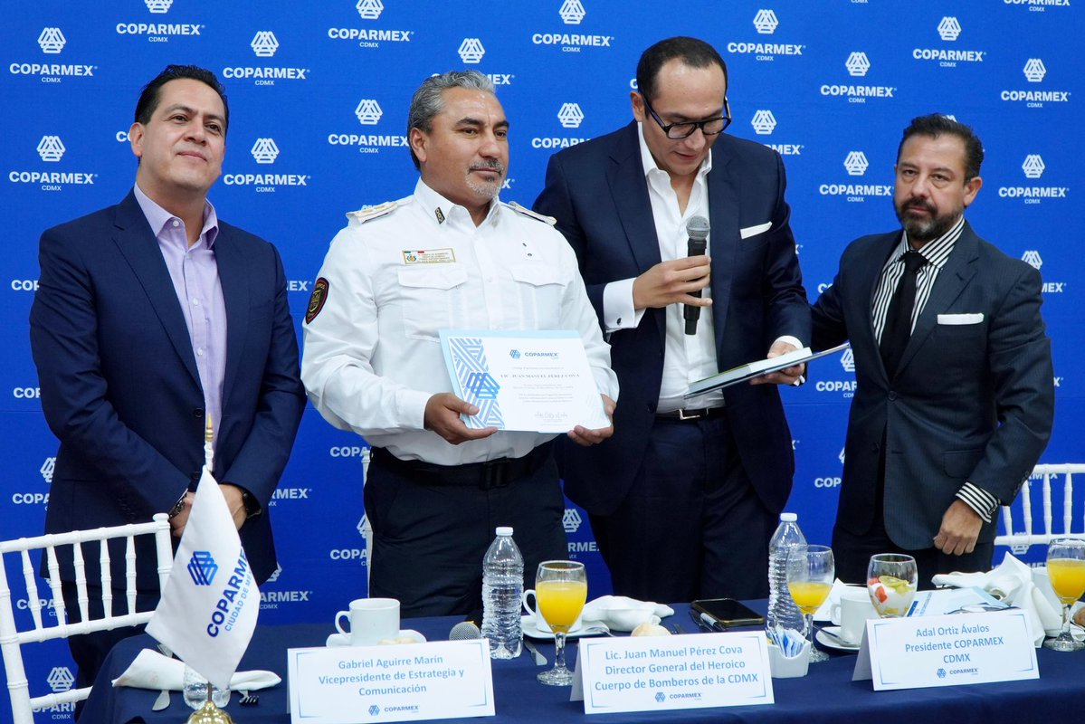 Jefe Vulcano Cova tweet media