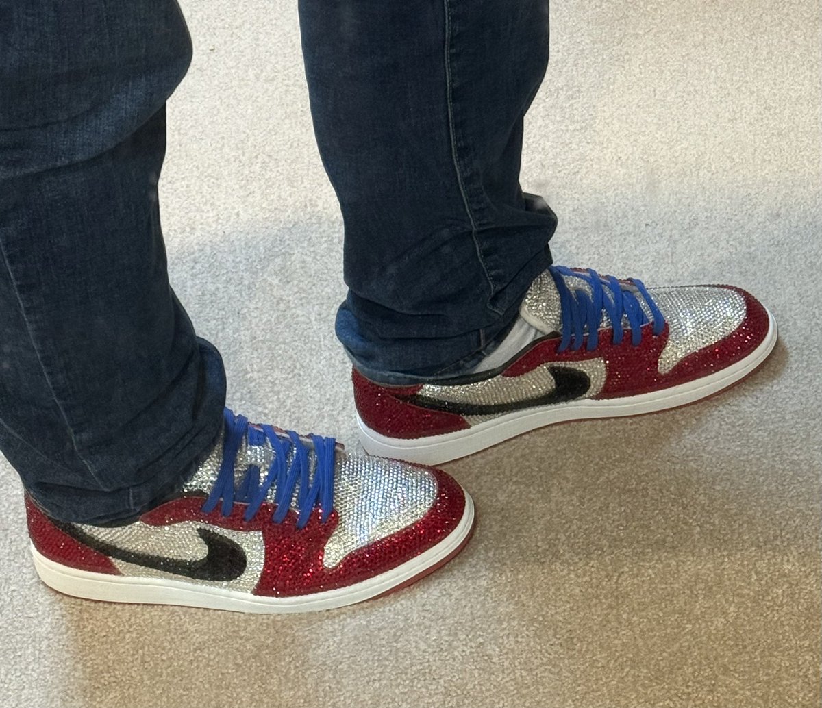 Just in case anyone is wondering, Yes I do and so can you wear them.