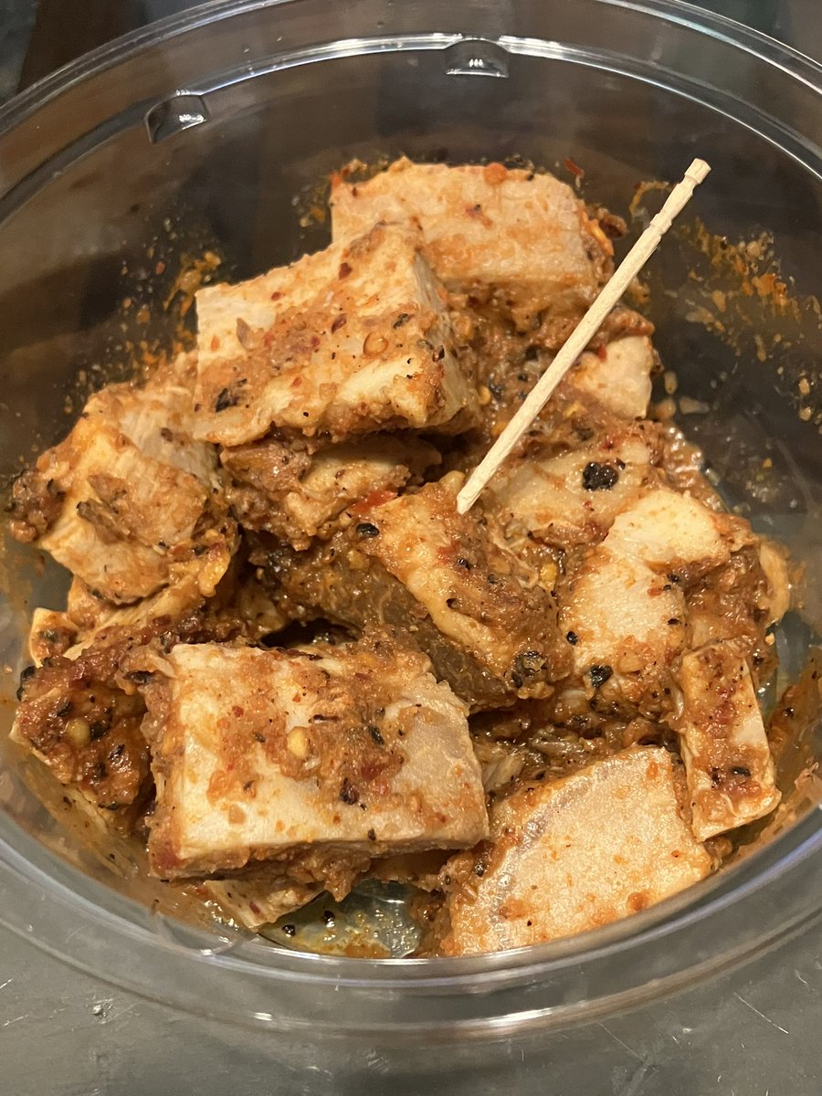 グッチ tweet media