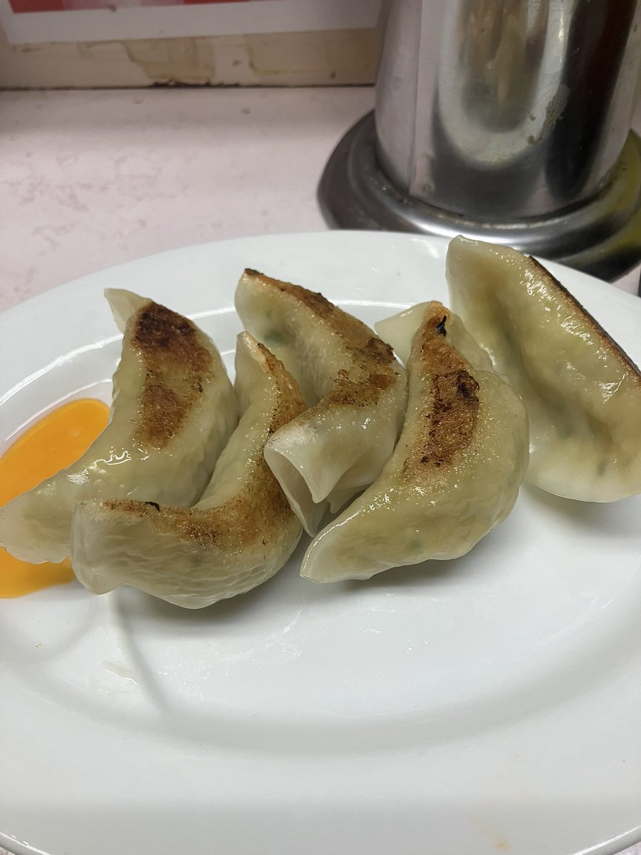 グッチ tweet media